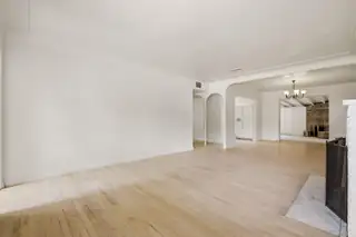 1933 Vermont Street NE 