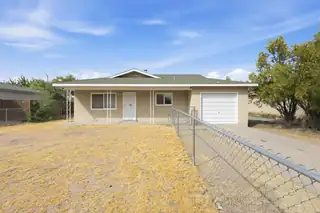 1136 Pinon Court SE, Los Lunas