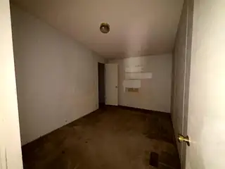 1 Moon Circle 