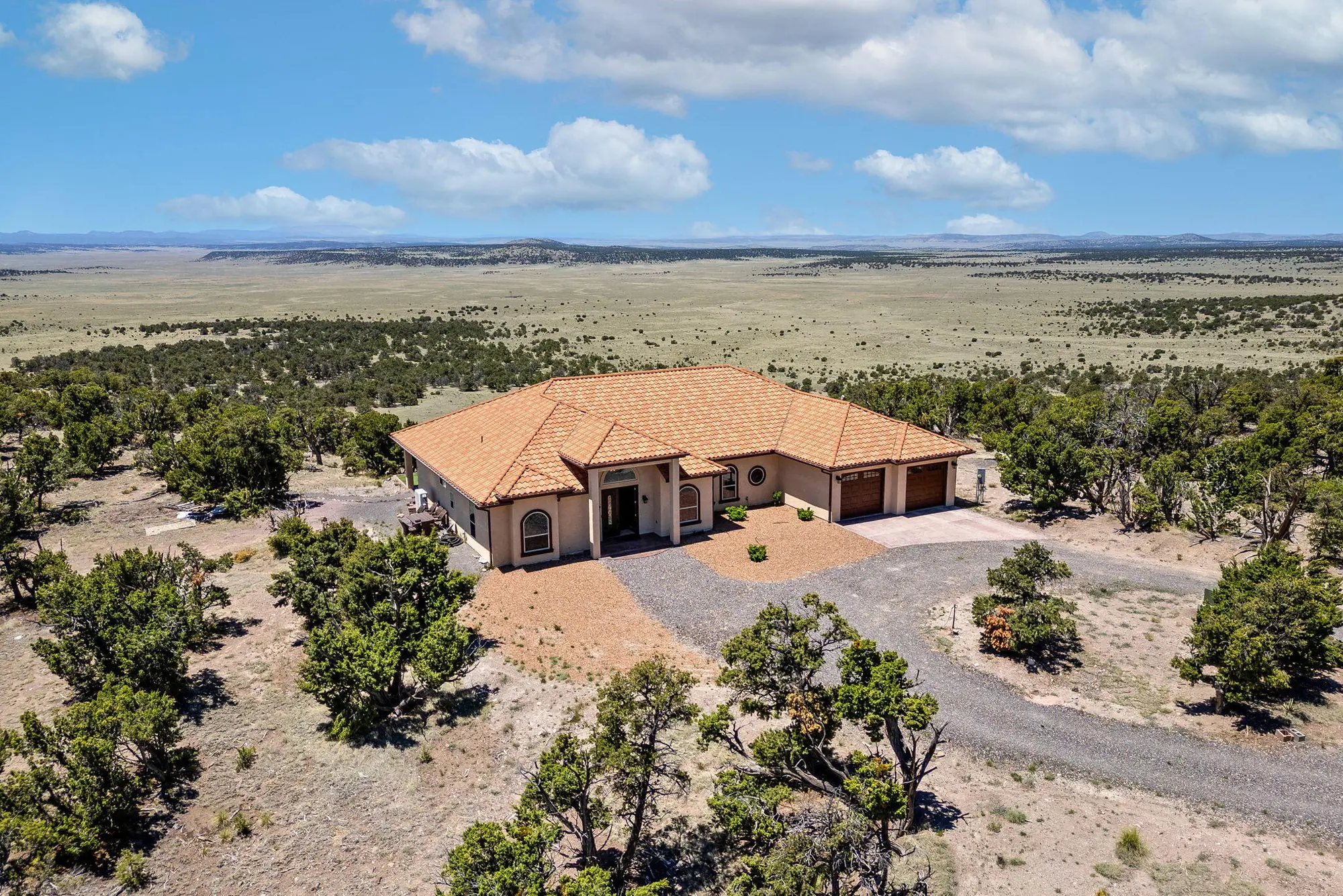 19 Creekside Drive