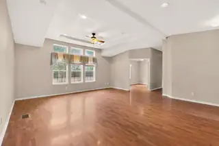 11 Walnut Circle 