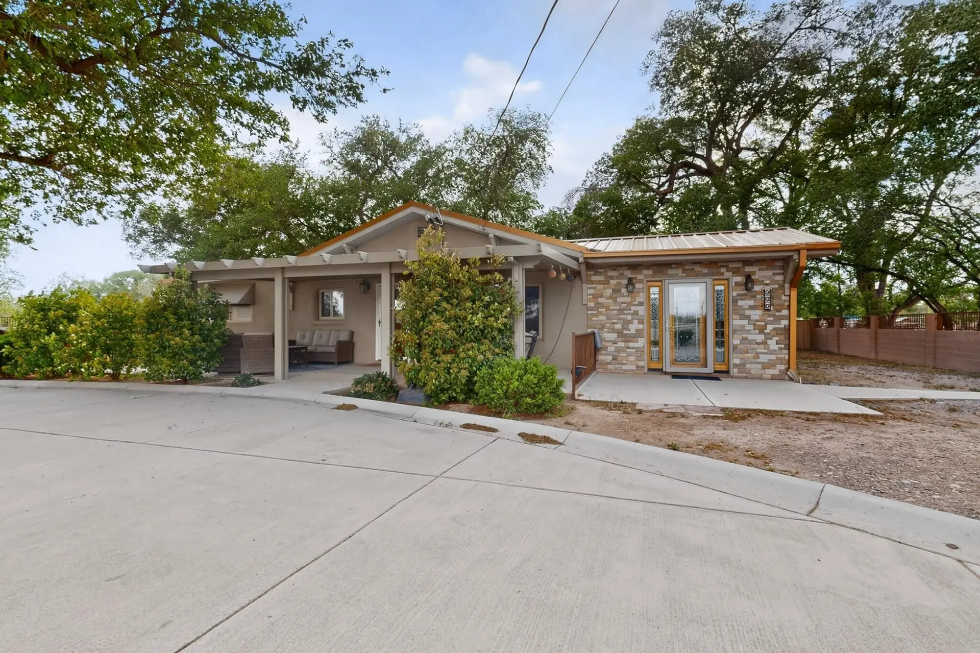 330 Clark Road SW