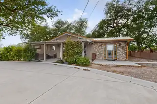 330 Clark Road SW, Albuquerque