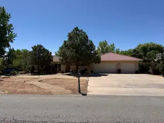 2040 Calle Pajaro Azul NW, Albuquerque 