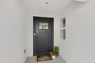 11 Woods End Road 