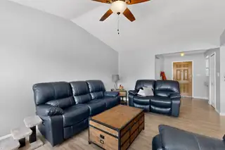 45 Castle Rock Road SE 