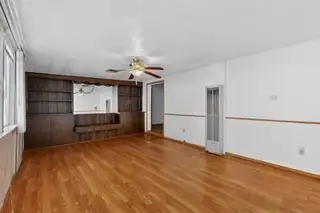122 46th Street SW 