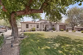 2708 Darlene Place SW 