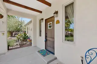 2708 Darlene Place SW 