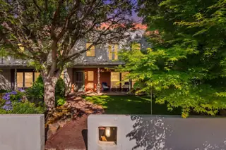 336 Los Ranchos Road NW, Los Ranchos
