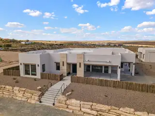 716 Colorado Mountain Road NE 