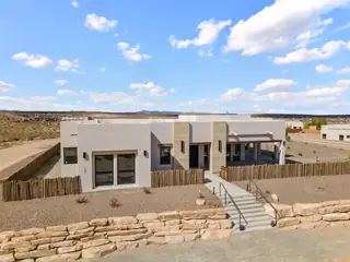 716 Colorado Mountain Road NE 
