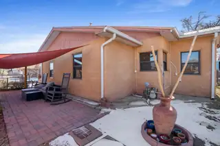 220 San Andres Avenue NW 