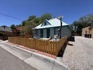 613 Keleher Avenue NW, Albuquerque