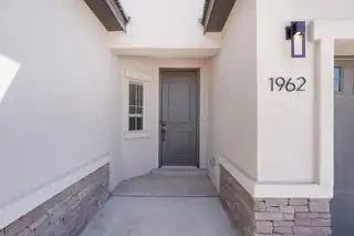 1962 Goldenflare Loop NE 