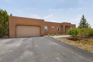 204 Dinkle Road 