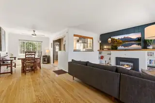 422 Carlisle Boulevard SE 