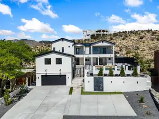 1136 Turner Drive NE, Albuquerque 