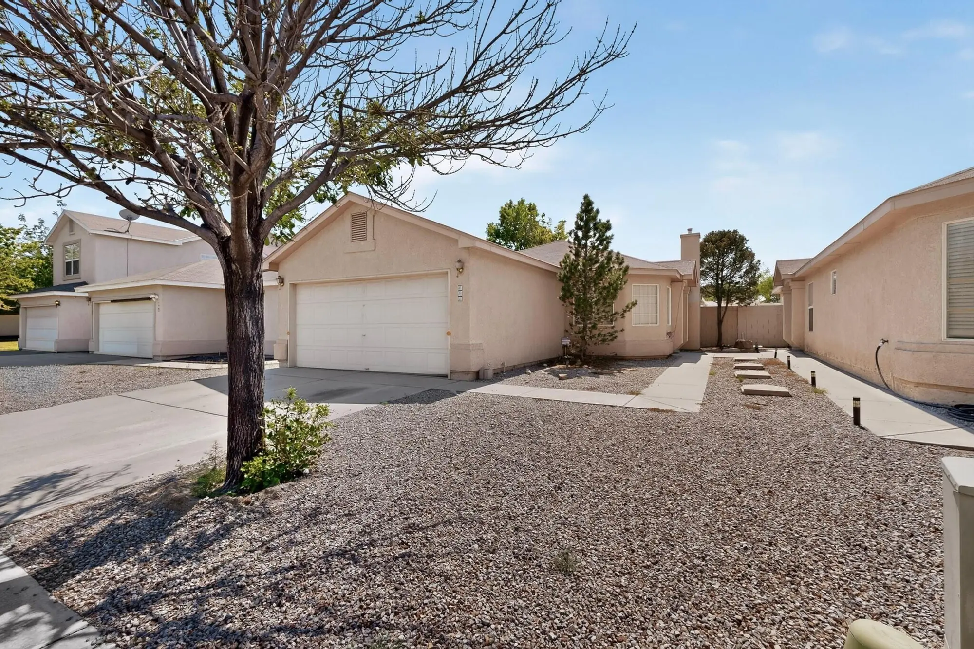 631 Vista Luna Lane SW