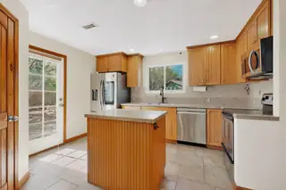2 Sandia Park Lane 