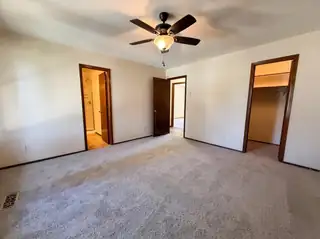 8804 Pony Express Trail NE 