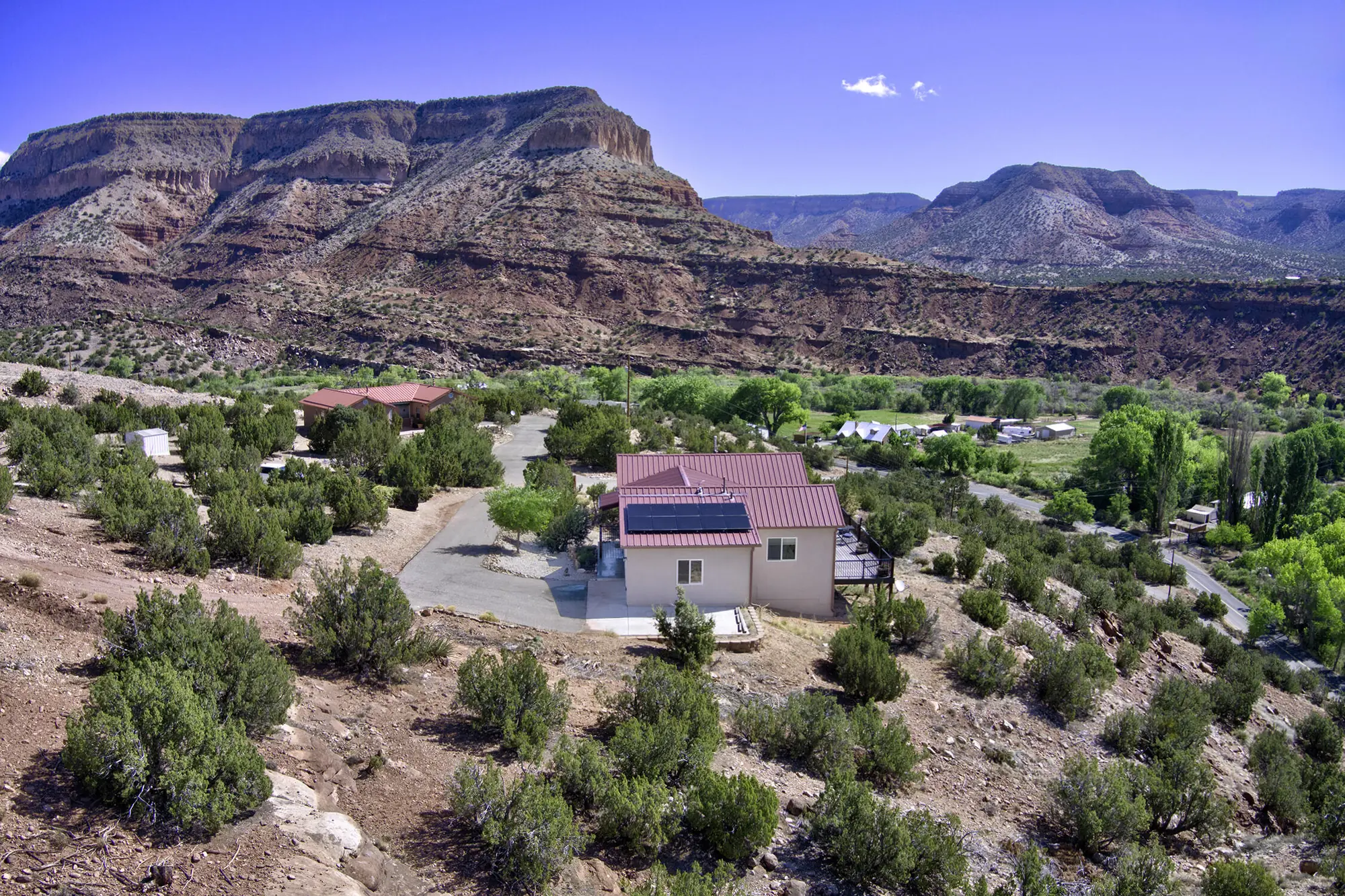 1200 Highway 485