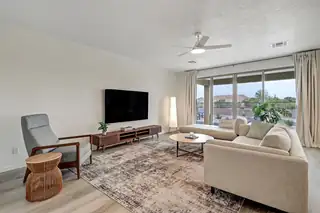 3321 Wolf Tail Loop NE 