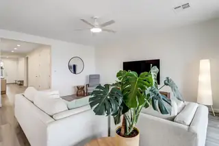 3321 Wolf Tail Loop NE 