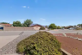 6428 Gambel Quail Road NE 