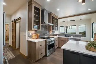 12055 Elena Drive NE 
