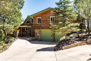 5 Sonata Court, Cedar Crest