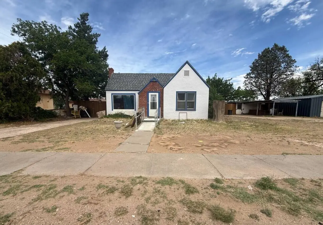 1012 W 3rd Street