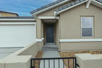 1904 Houser Avenue SE, Albuquerque, NM 87106 