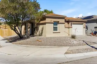 487 Treasure Stone Drive SW, Albuquerque