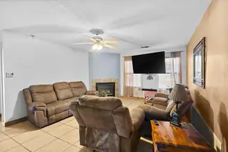 1932 Desert Breeze Drive SW 