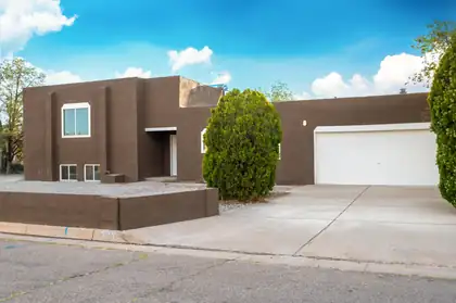 303 Oreja De Oro Drive SE, Albuquerque