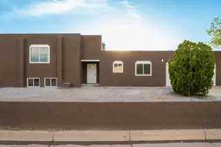303 Oreja De Oro Drive SE 
