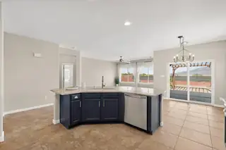 328 Paseo Vista Loop NE 