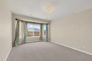 328 Paseo Vista Loop NE 