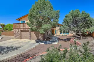 4719 Glenwood Hills Drive NE, Albuquerque