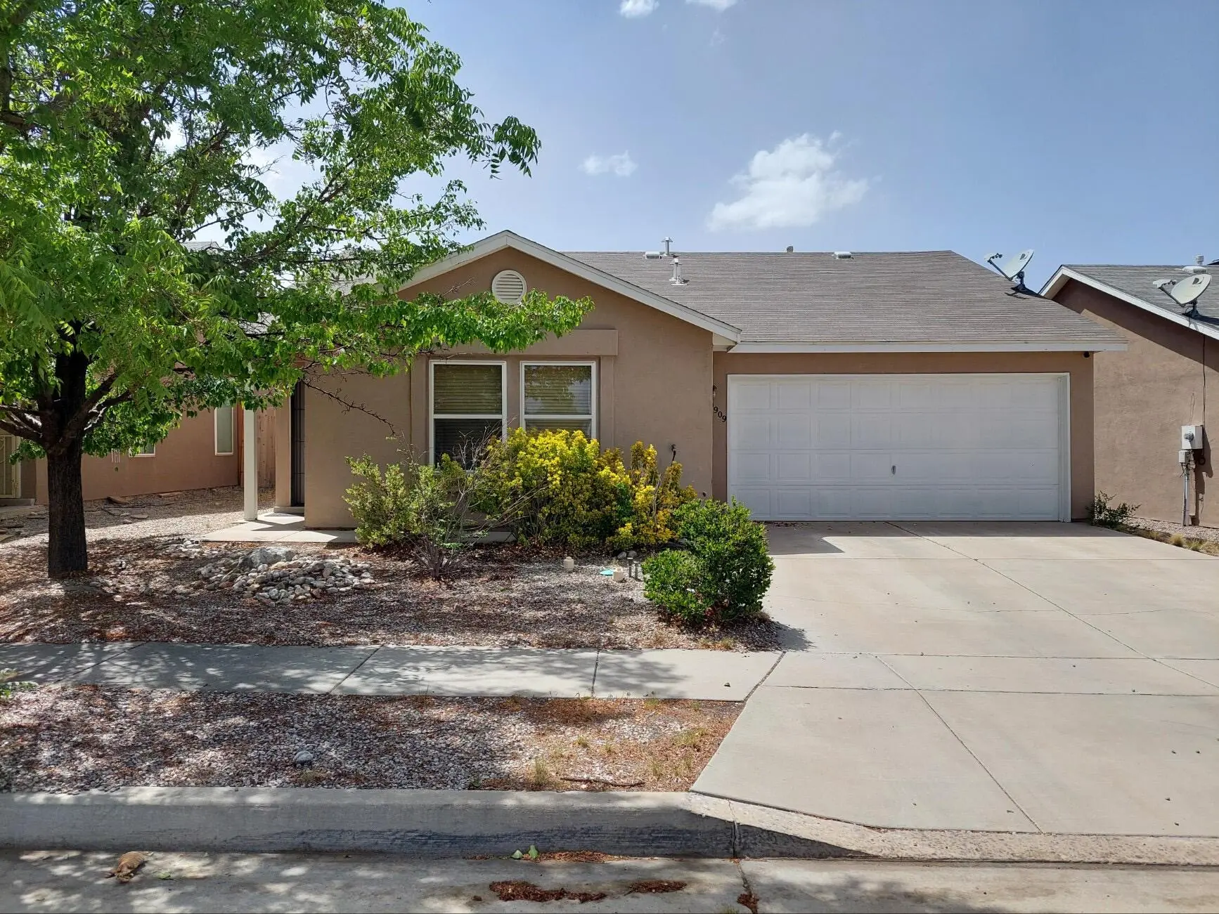 10909 Bandelier Drive NW