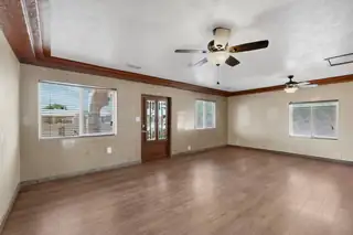 4008 Flora Vista Avenue SW 