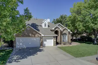 2801 W Island Loop SE 