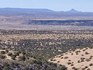 Cam Zia, Placitas 