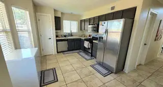1139 Avenida Las Vistas NW 