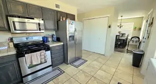 1139 Avenida Las Vistas NW 