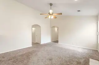 1261 Avenida Esplendida NW 