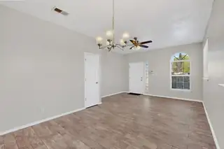 232 Chaparral Loop SE 