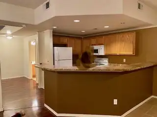 6800 Vista Del Norte Drive NE 622 