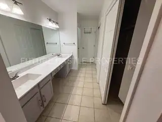 10212 Casador Del Oso NE 